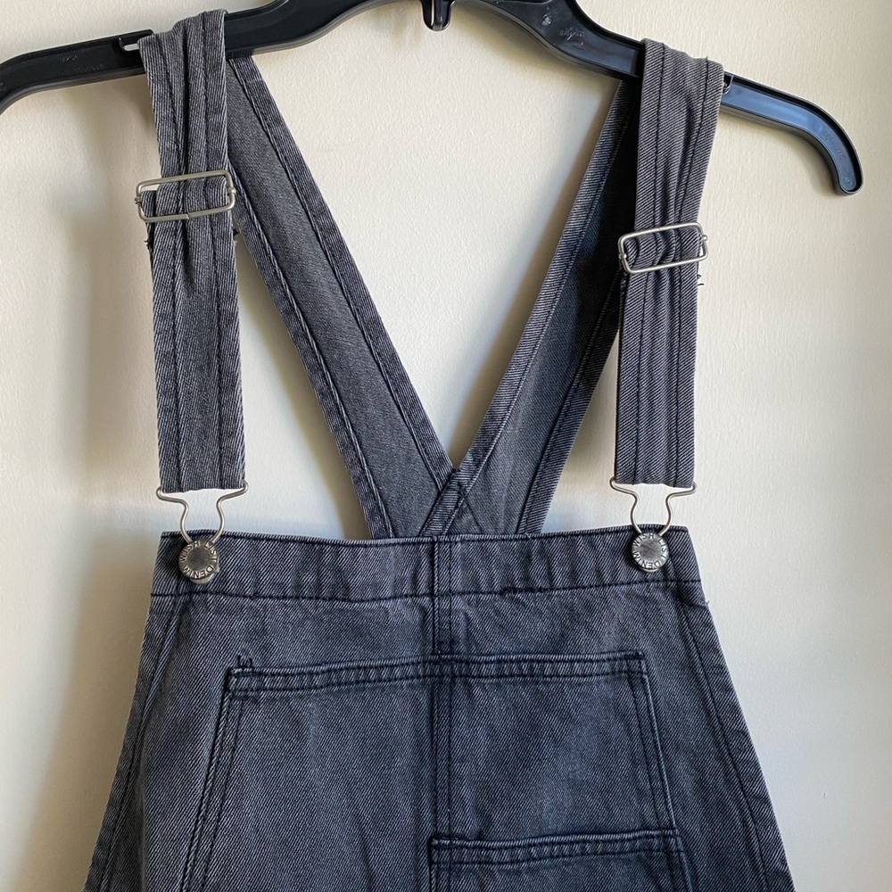 Magnolia Boutique Charcoal Gray Denim Overall Shorts - Picture 2 of 6